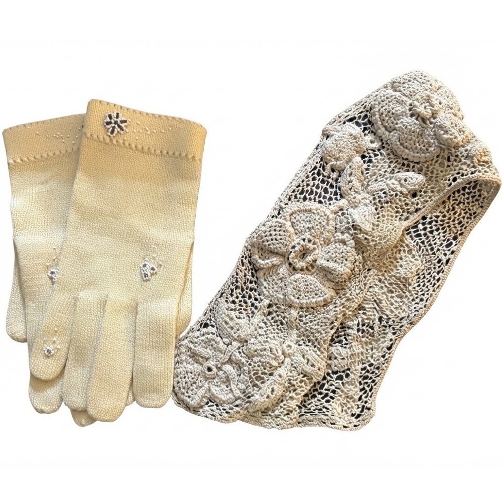 Vintage‎ Cream Beaded Knit Gloves and Floral Crochet Lace Collar Accessory Set